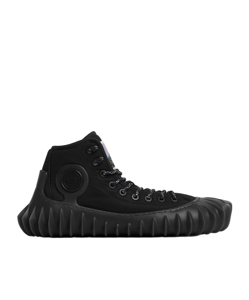 Bottega Veneta Lace-up High-top Sneakers In Black
