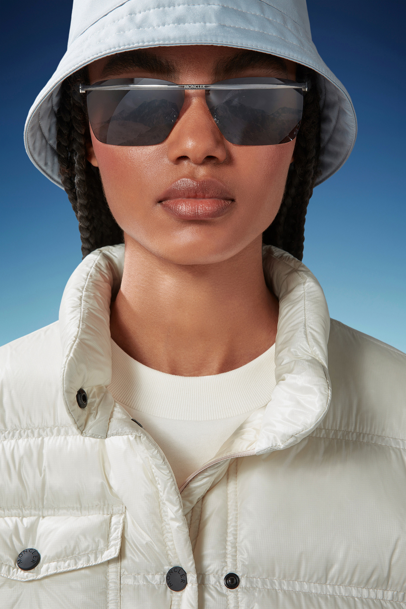 Moncler Grenoble 'mauduit' White Down Jacket With Logo Patch On The Sleeve In Tech Fabric Woman In White