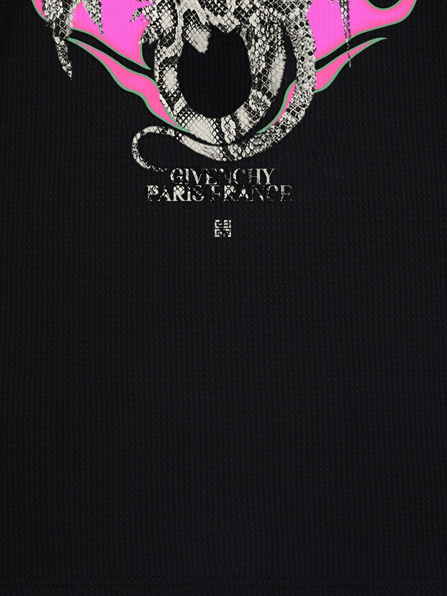 Givenchy T-shirt With Round Neck And Long Sleeves In Black