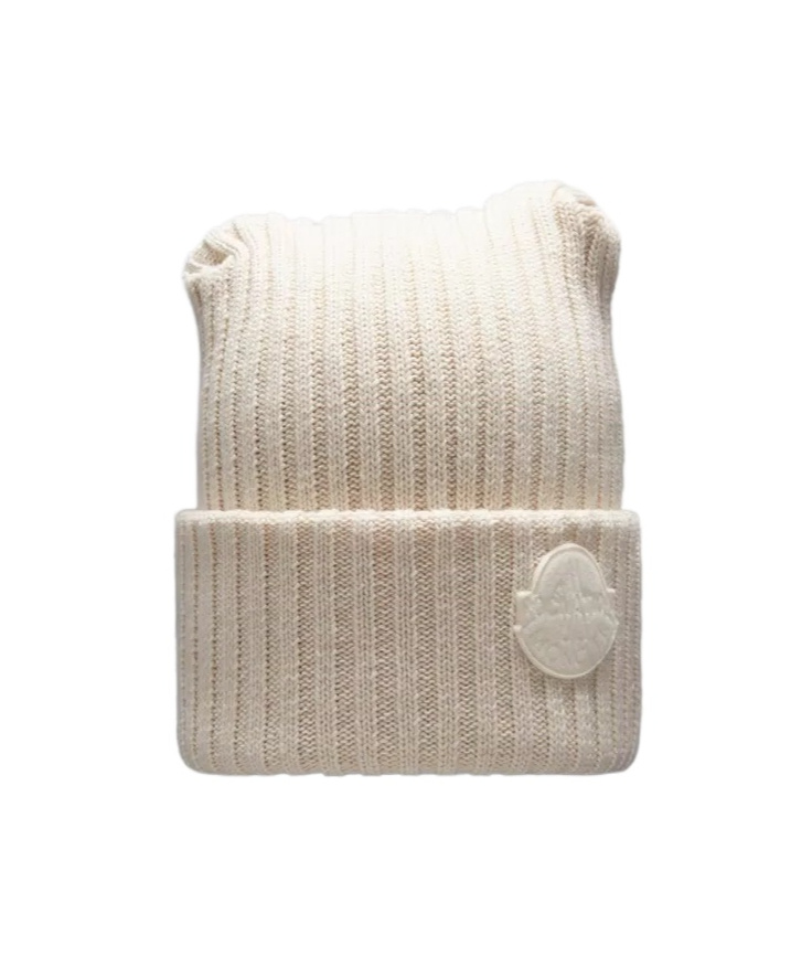 Moncler A Woolen Hat Affixed To The Logo In Nude
