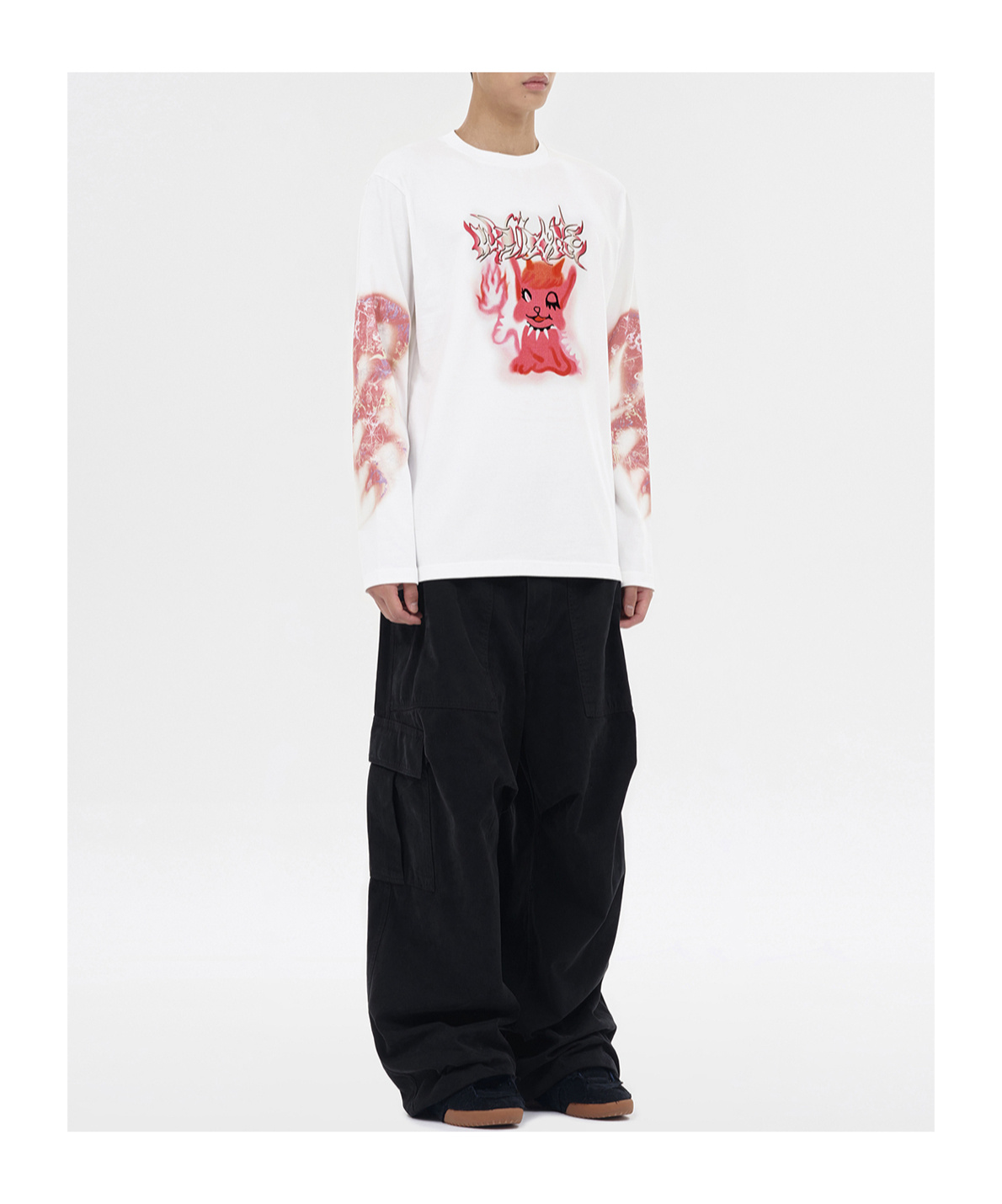 We11 Done T-shirt With Round Neck And Long Sleeves In White