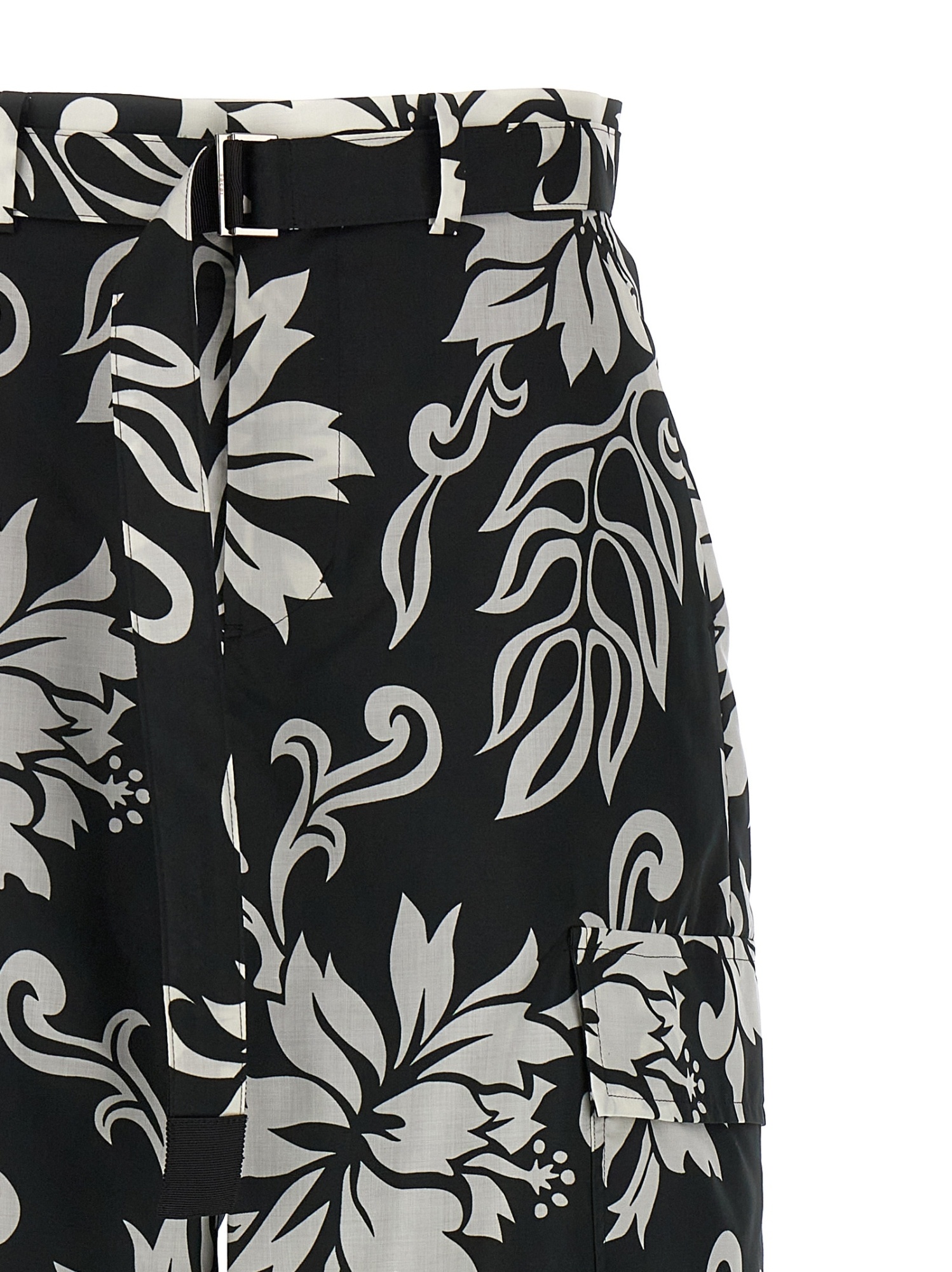 Shop Sacai Floral-print Cargo Trousers In Black