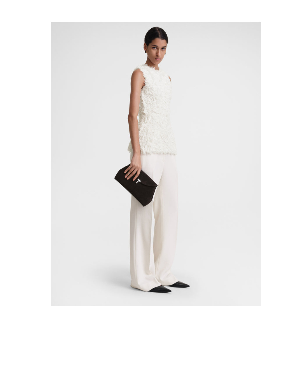 Totême T-lock Clutch Bag In Black