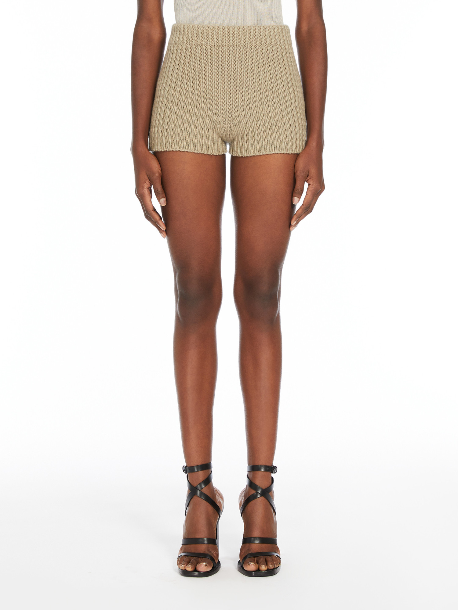 Max Mara Ribbed Fisherman's Knit Cotton Shorts In Nude