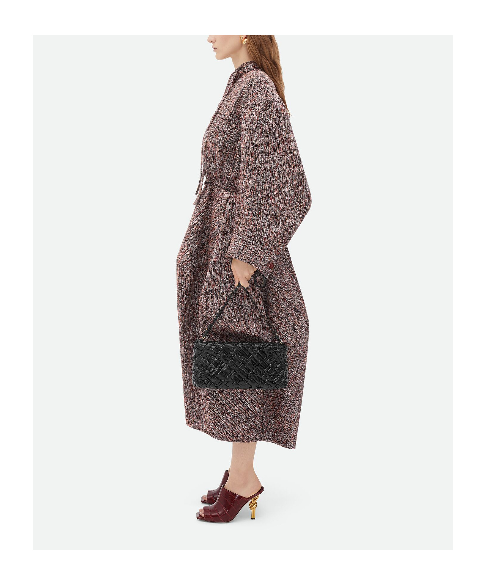 Bottega Veneta Kalimero Cha-cha Leather Shoulder Bag In Black
