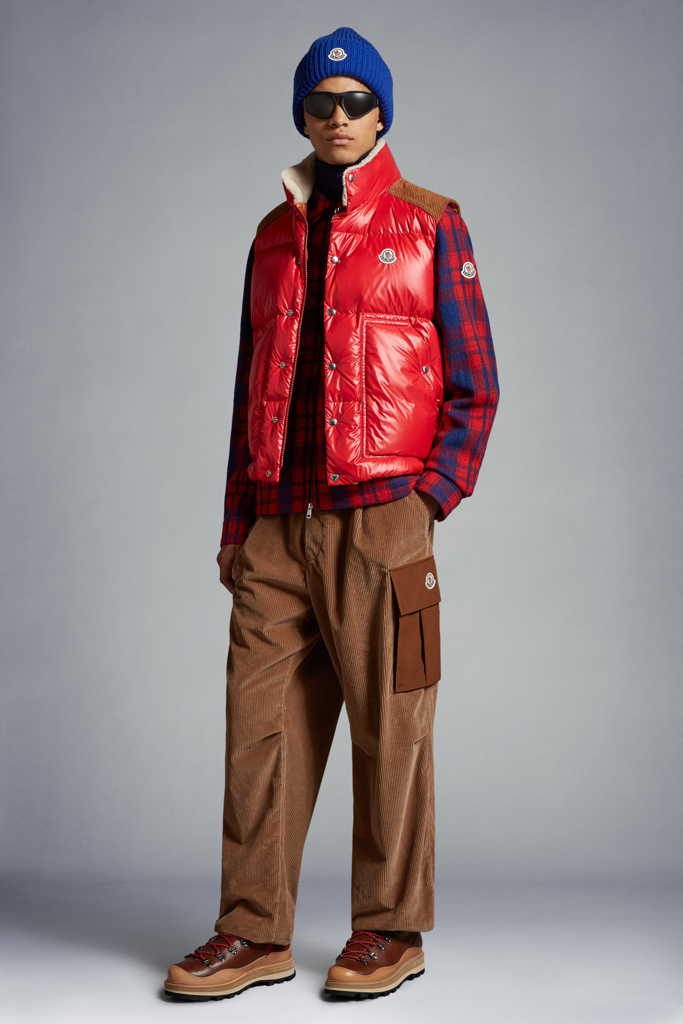Moncler Red Bodywarmer Jacket For Men In Red