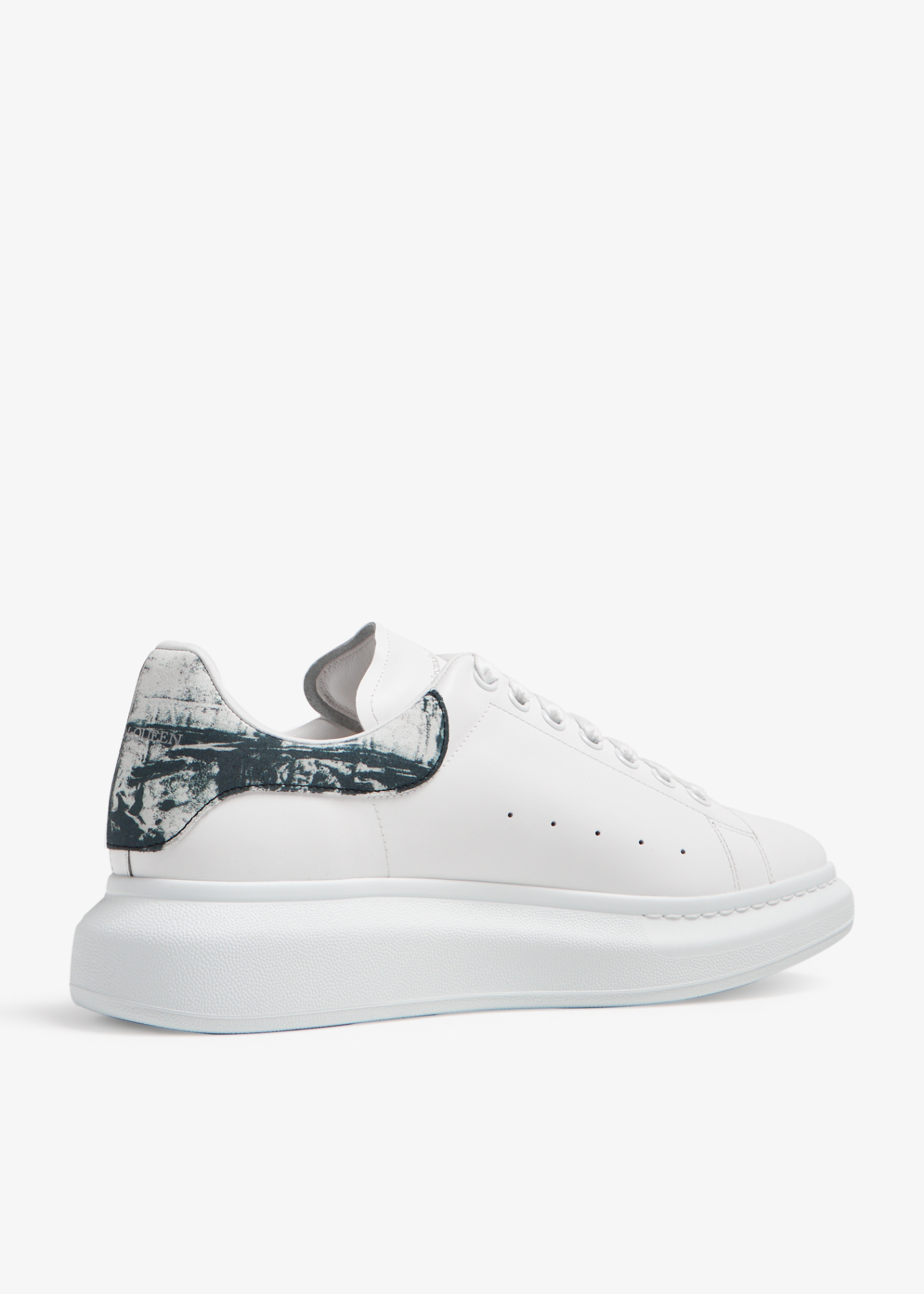 Alexander Mcqueen Alexander Mc Queen Black And White Oversized Trainer In White