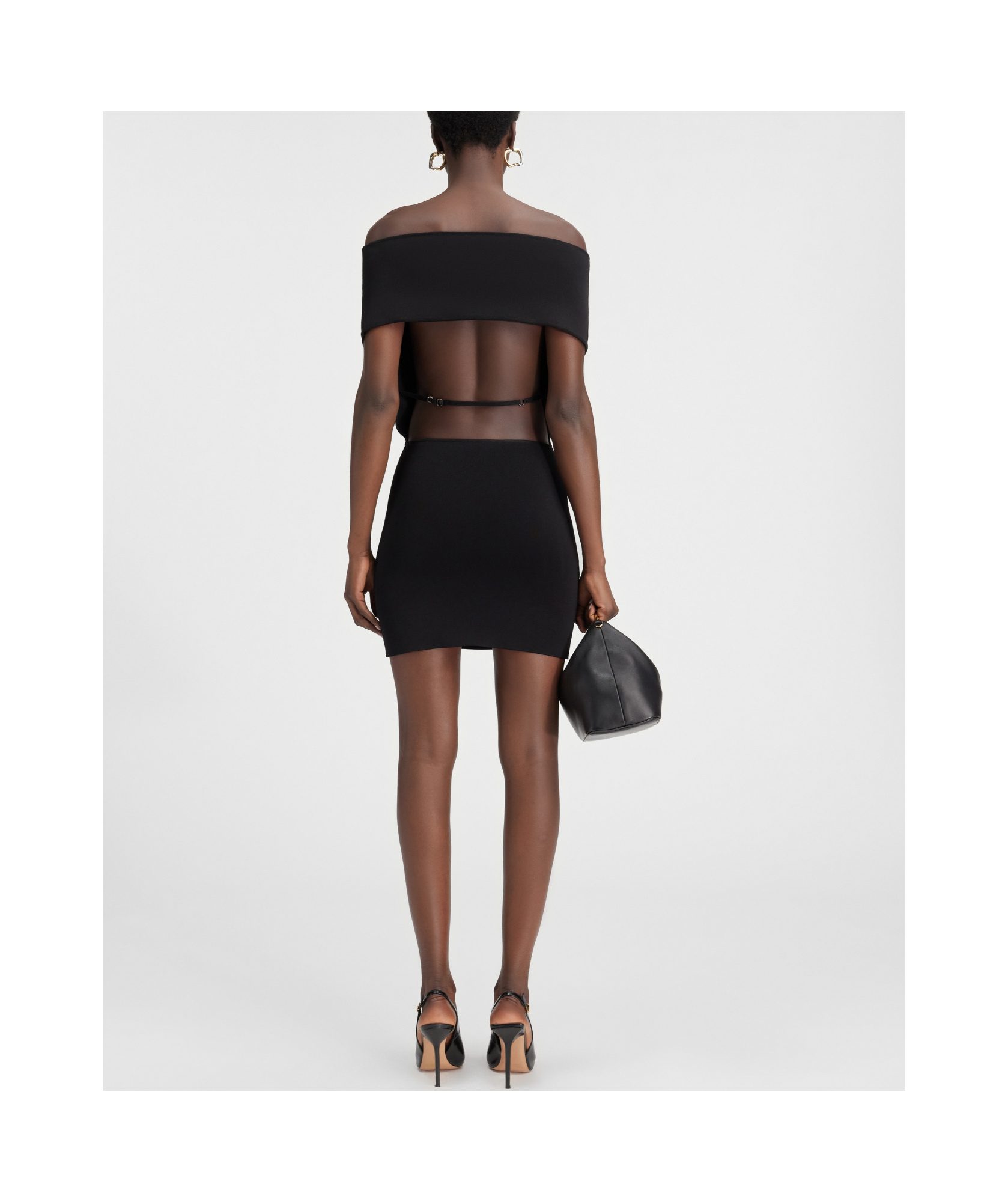 Jacquemus Off-the-shoulder Short Dress In Black