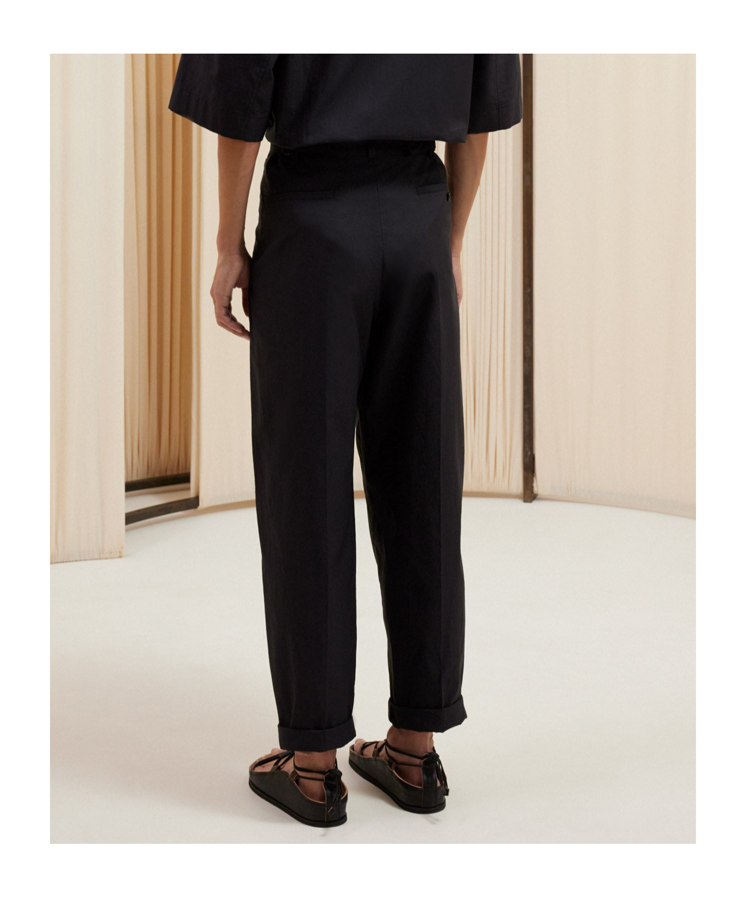 LEMAIRE LEMAIRE ZIPPED TAPERED LEG TROUSERS