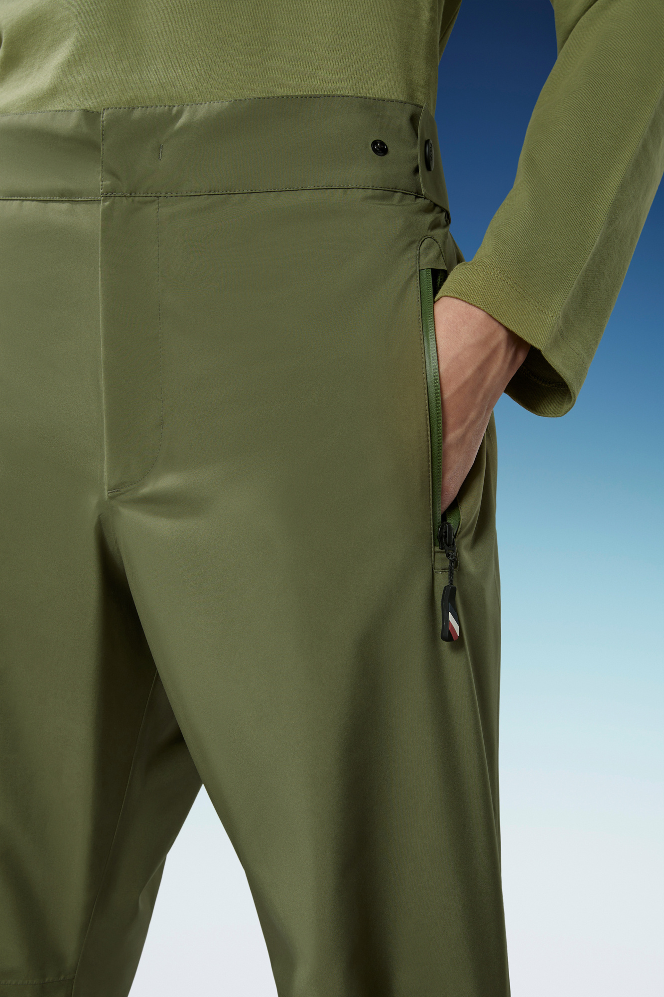 Moncler Mid-rise Tapered Performance Trousers In Green