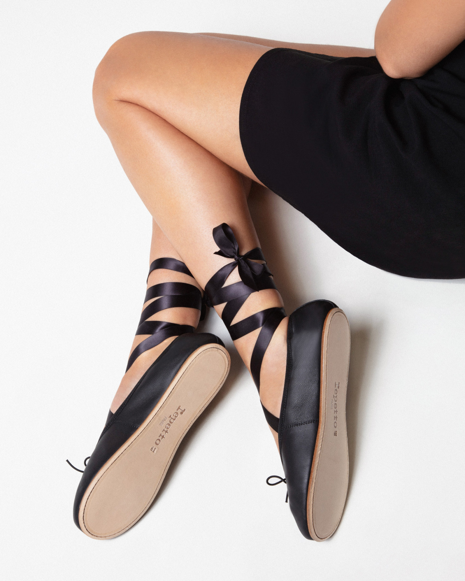 Repetto Sophia Ballet Flats With Satin Ribbons Shoes In Black