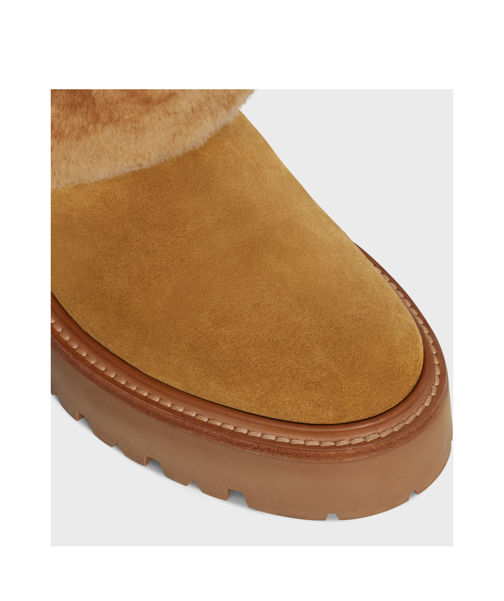Celine Bulky Trimphe Round-head Boots In Brown