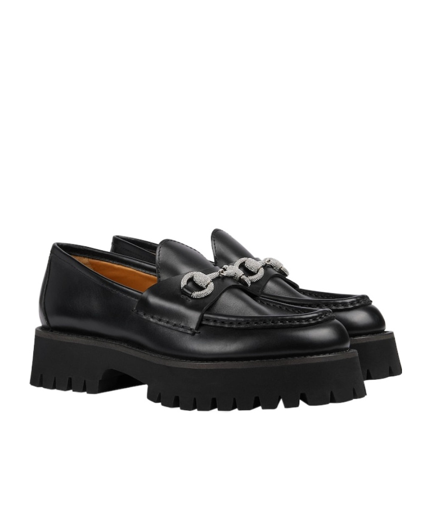 Gucci Interlocking G Chain Leather Loafers In Black