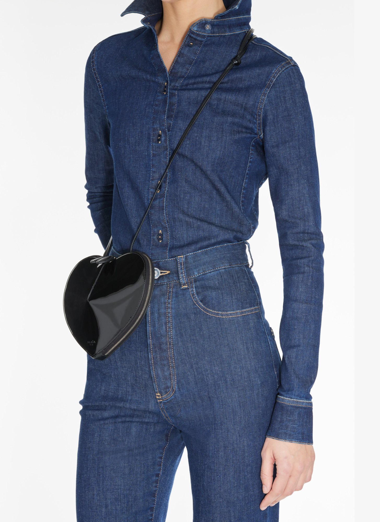 Alaïa Le Coeur Bag In Patent Leather In Black