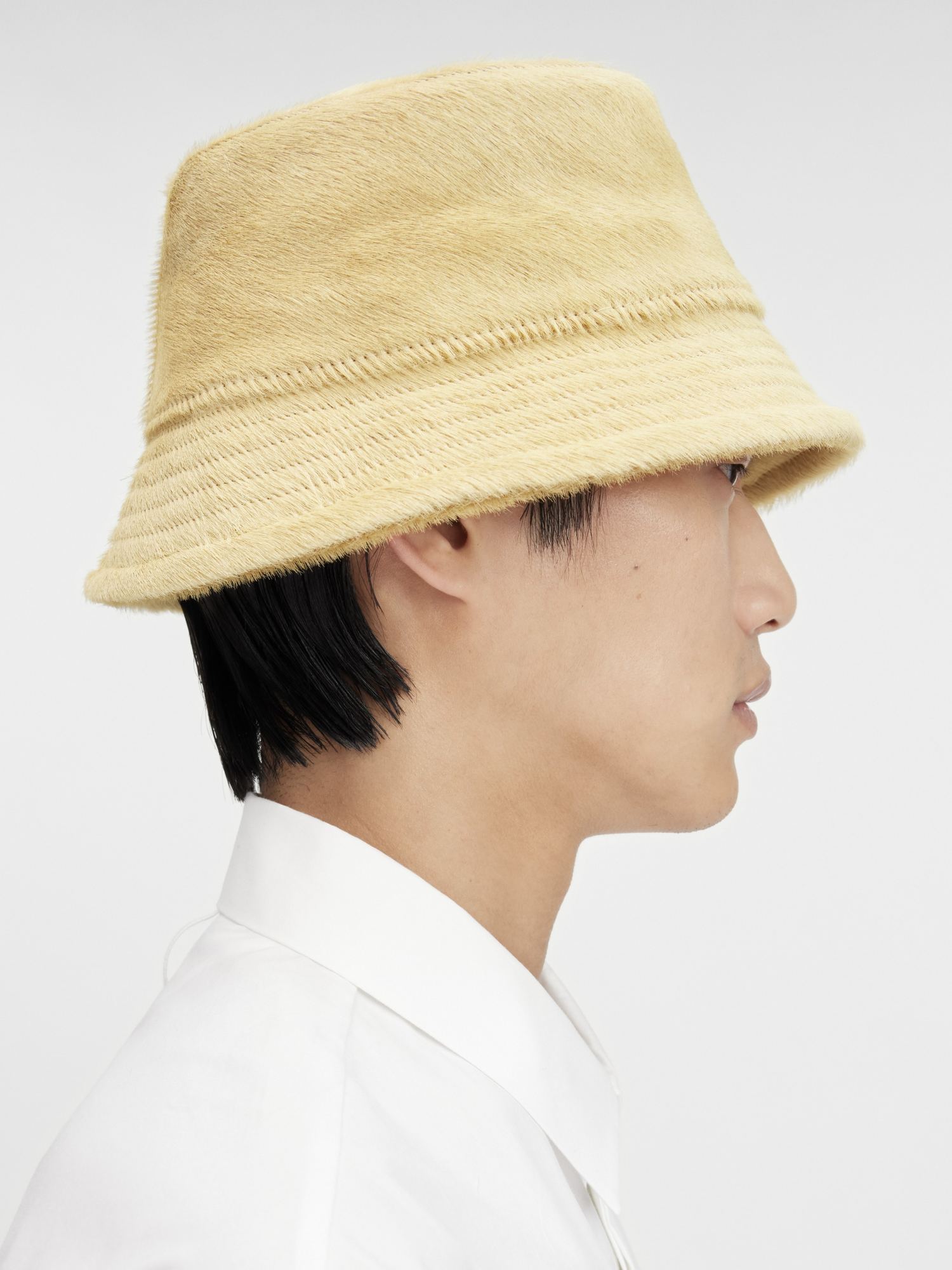 Jacquemus Le Bob Sperone Pony-hair Bucket Hat In Nude