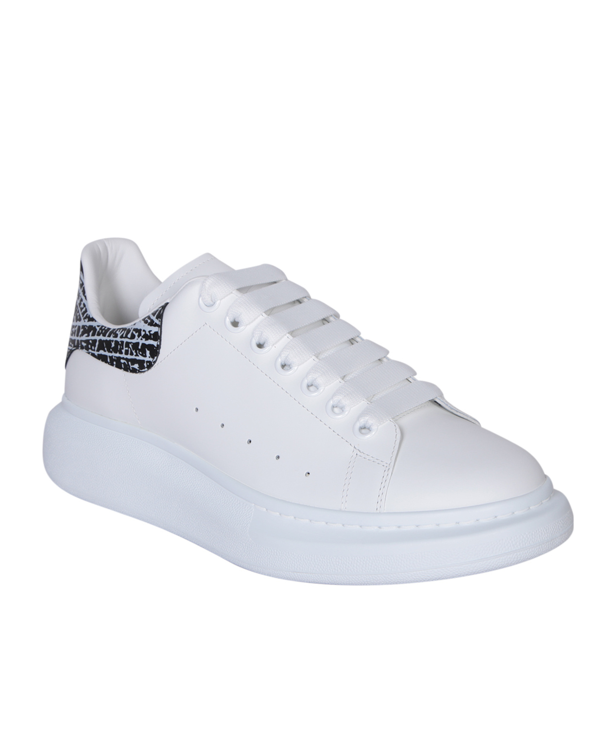 Alexander Mcqueen Contrasting-heel Leather Sneakers In White