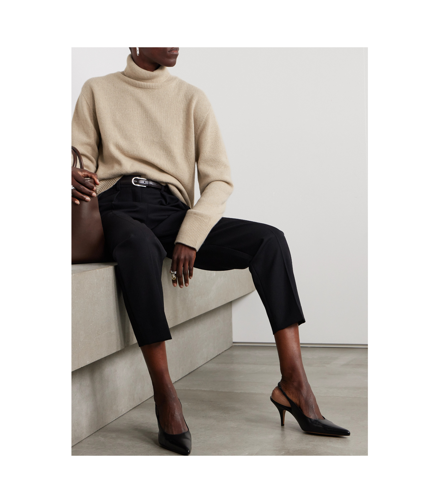The Row Stepny Wool Cashmere Blended Turtleneck Sweater In Nude
