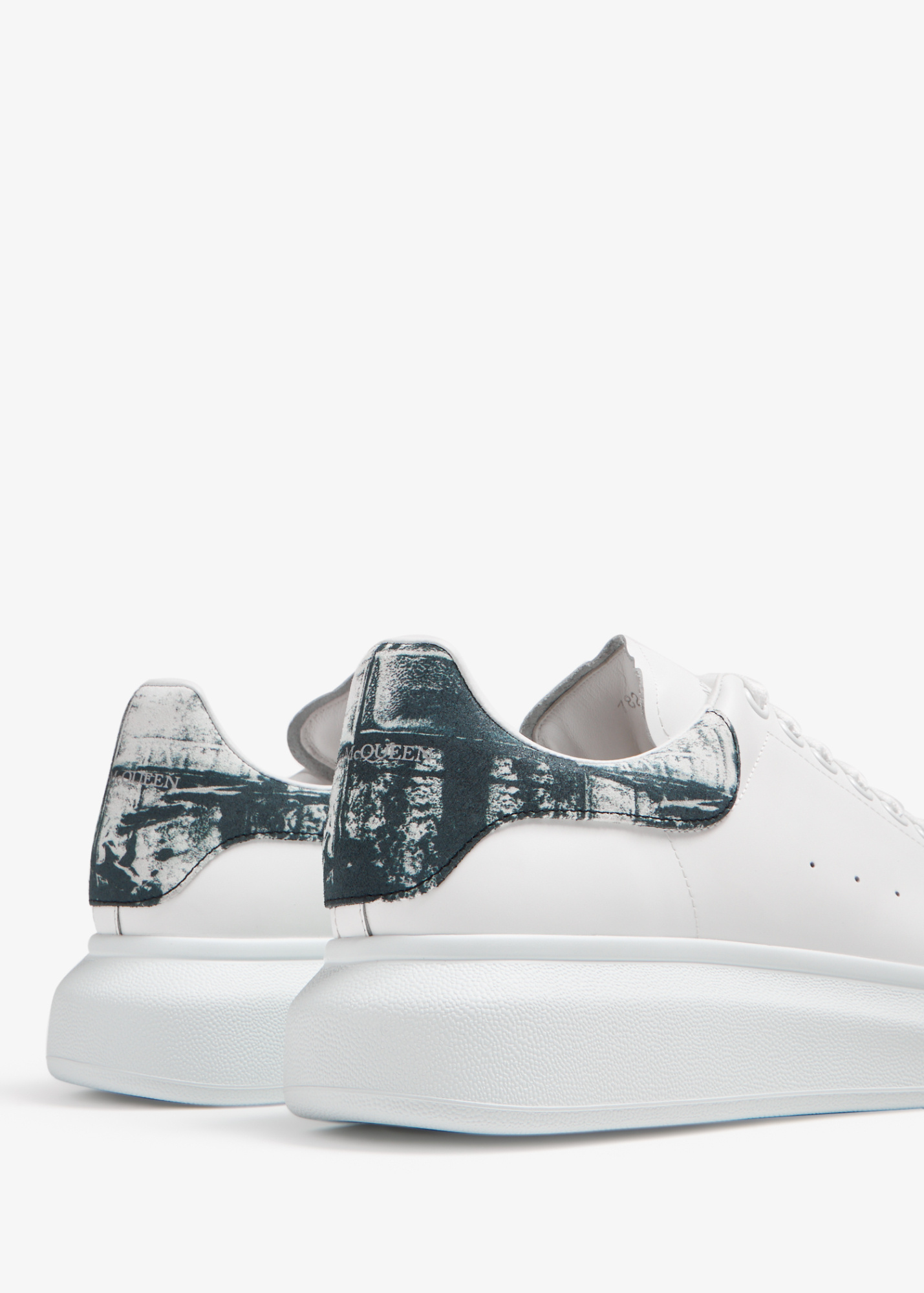 Alexander Mcqueen Alexander Mc Queen Black And White Oversized Trainer In White