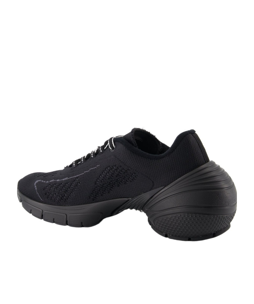 Givenchy Tk-mx Runner Panelled-design Sneakers In Black