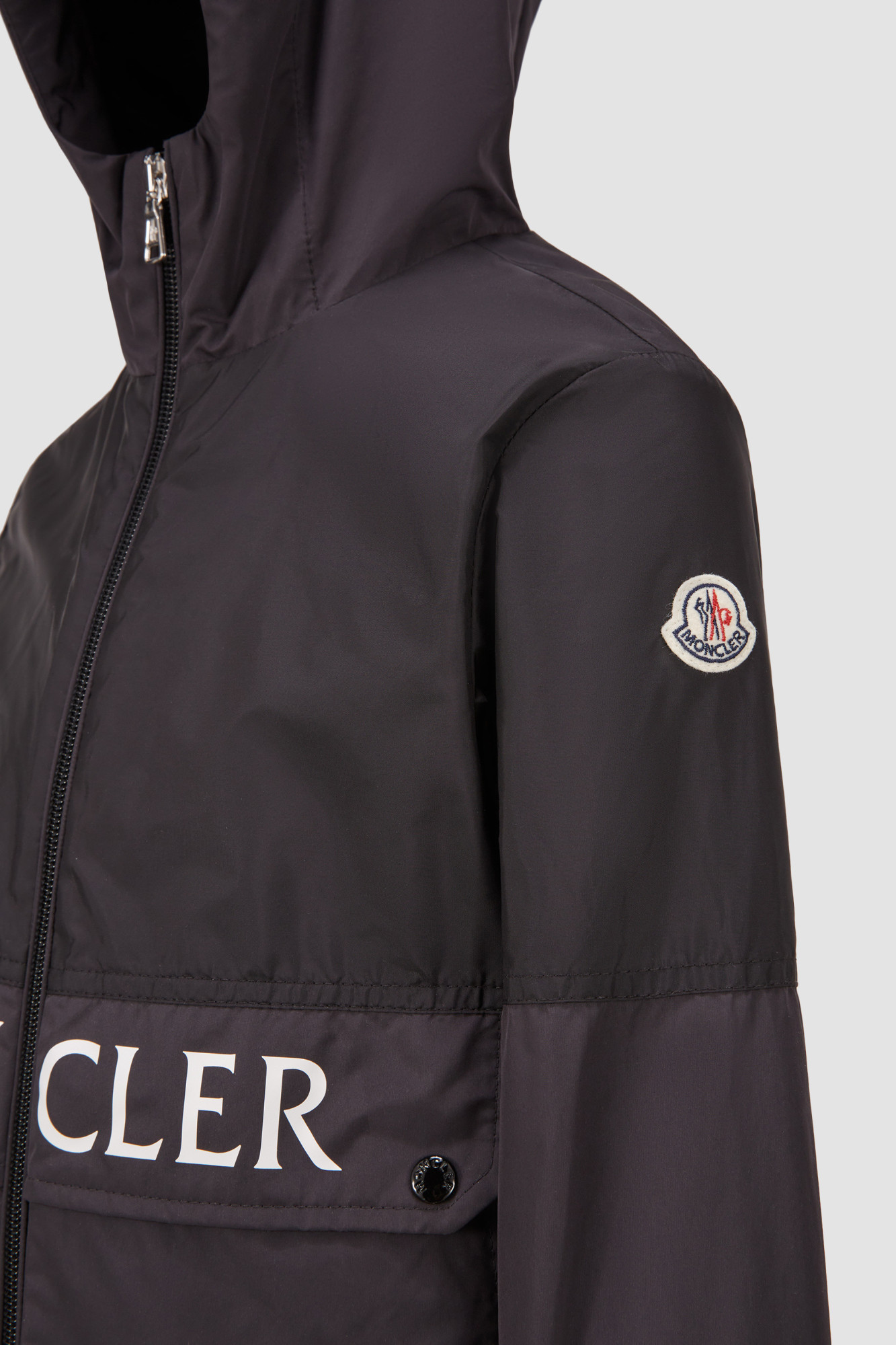 Moncler Enfant Logo Printed Hooded Jacket In Black