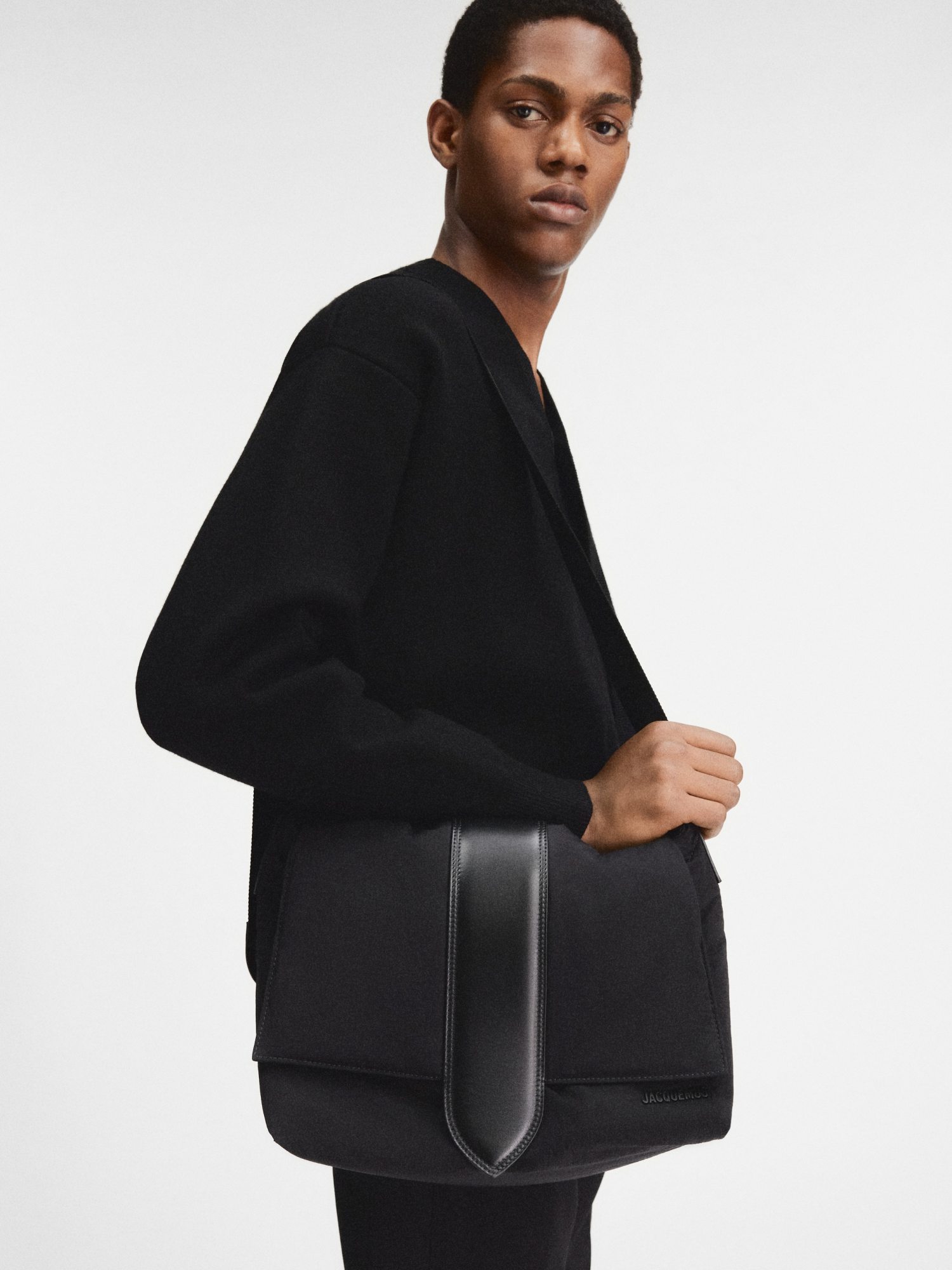 Jacquemus Le Petit Messenger Bambino Shoulder Bag Unica In Black