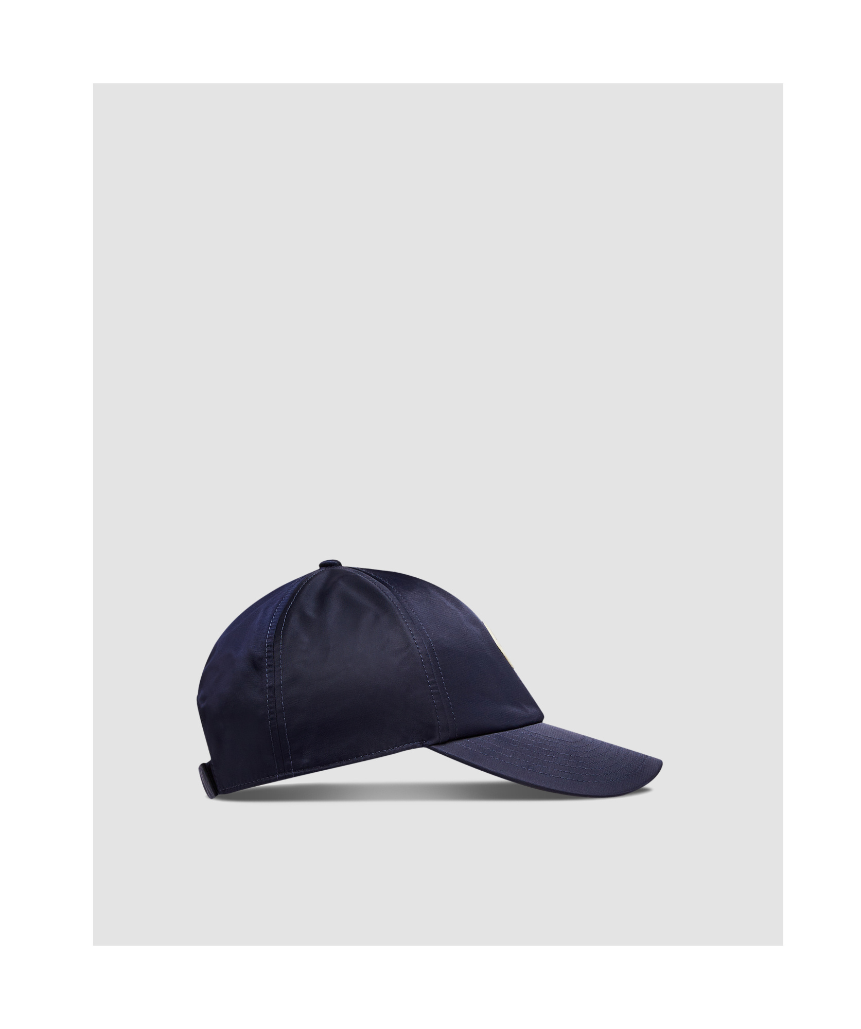 Moncler Logo Patch Baseball Cap In Black