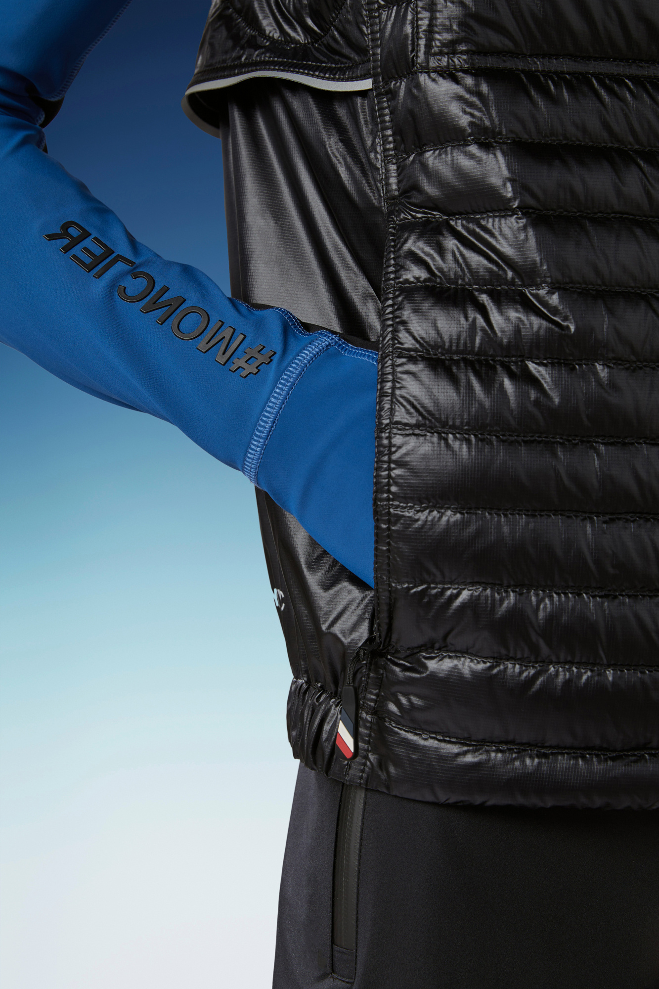 Moncler Ollon Down-feather Padded Gilet In Black