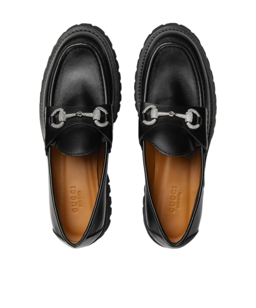 Gucci Interlocking G Chain Leather Loafers In Black