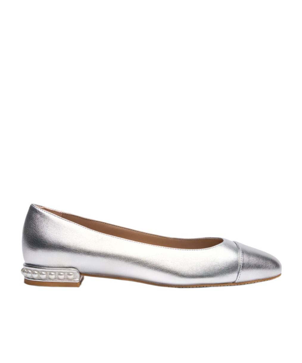 Stuart Weitzman Pearl-detail Leather Ballerina Shoes In White