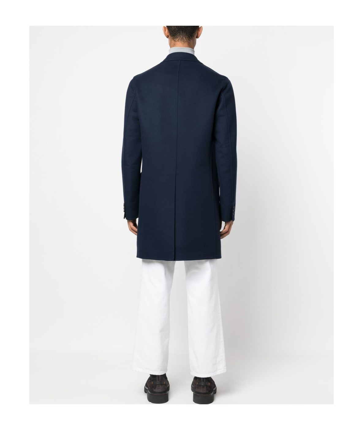 Colombo Long Sleeved Suit Jacket In Black