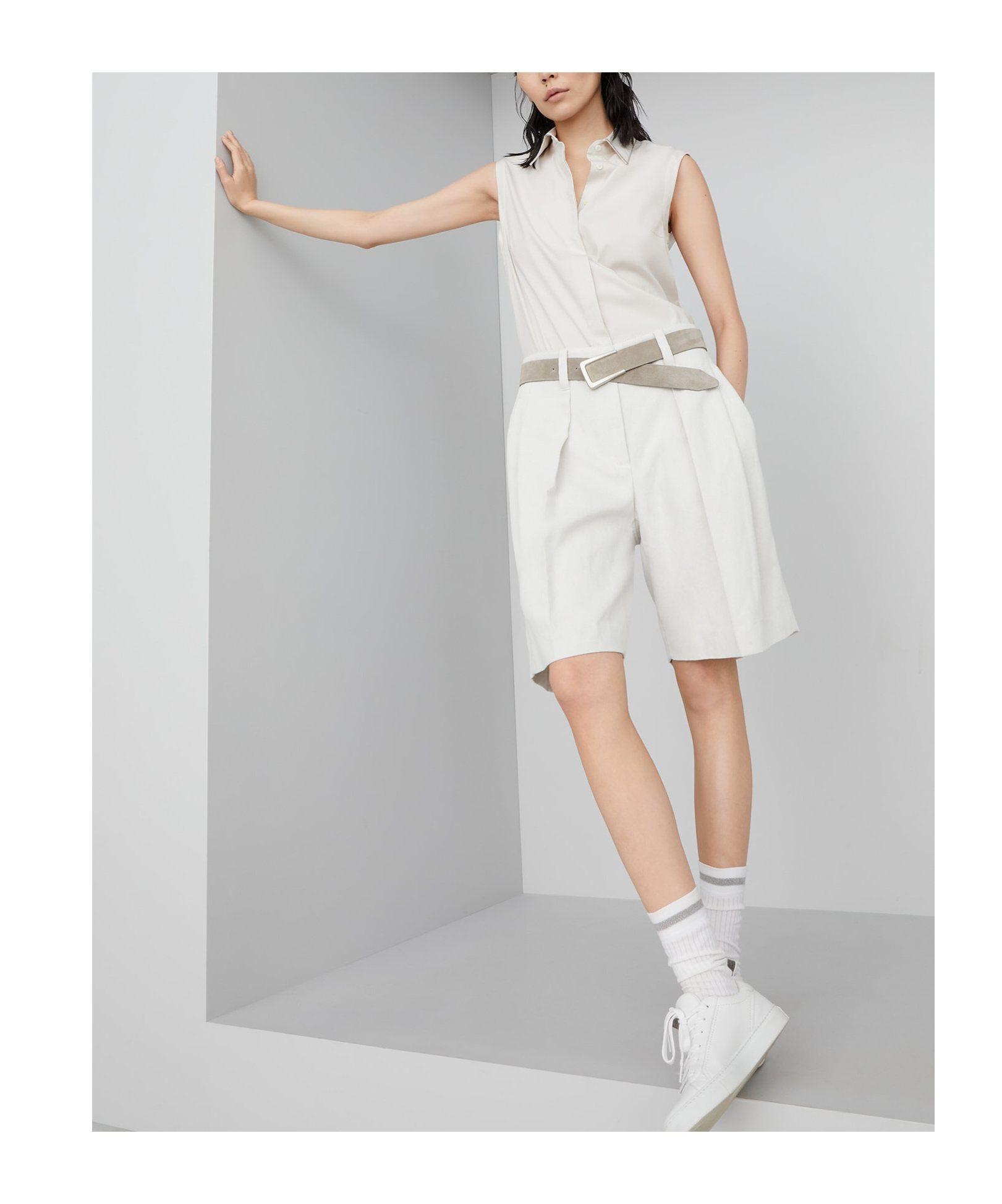 Shop Brunello Cucinelli Plain Sleeveless Shirt In Gray