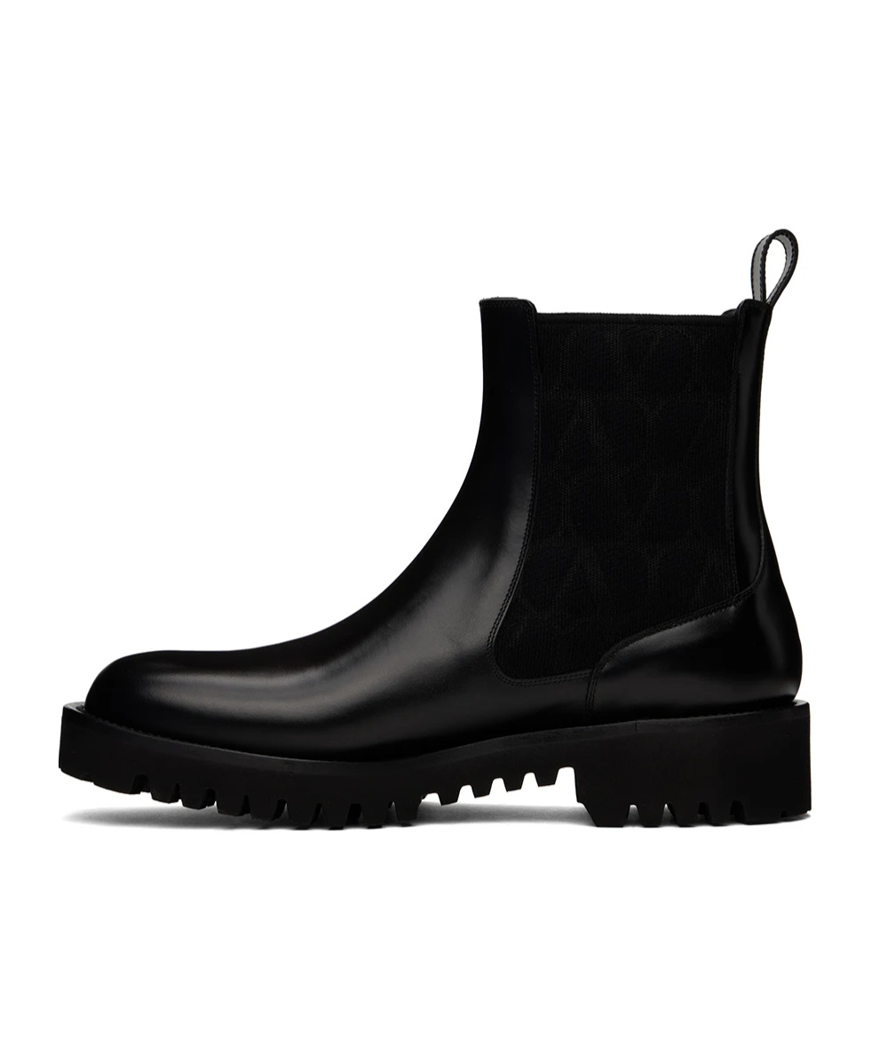 Valentino Toile Iconographe Leather Boots In Black