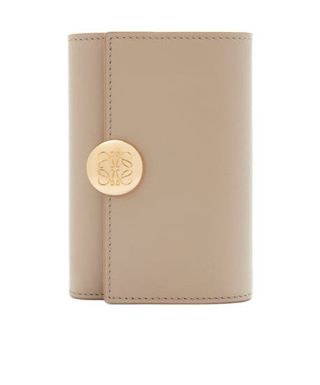 Loewe Logo Detailed Fold In Nude