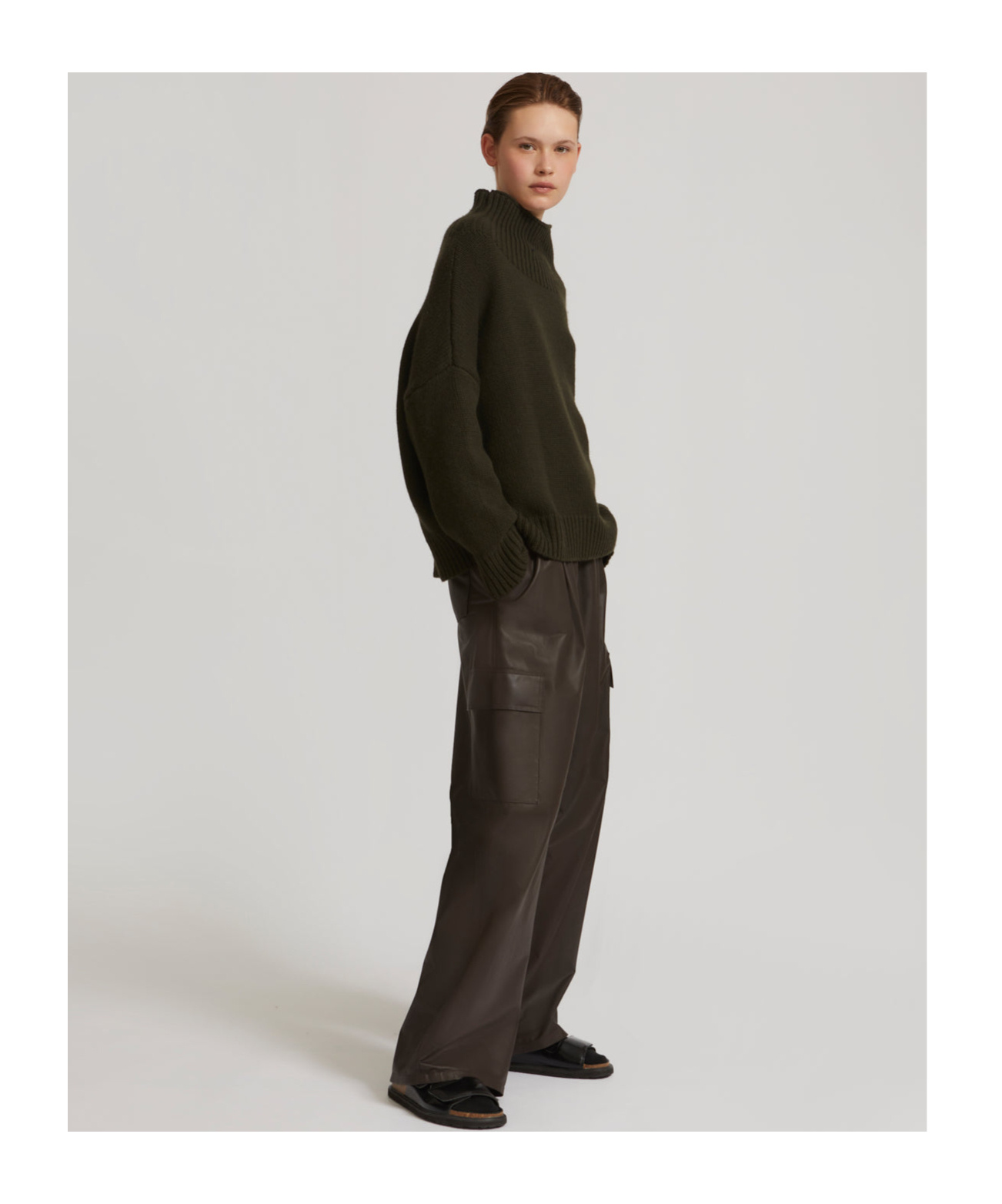 Yves Salomon Drawstring Casual Trousers In Brown