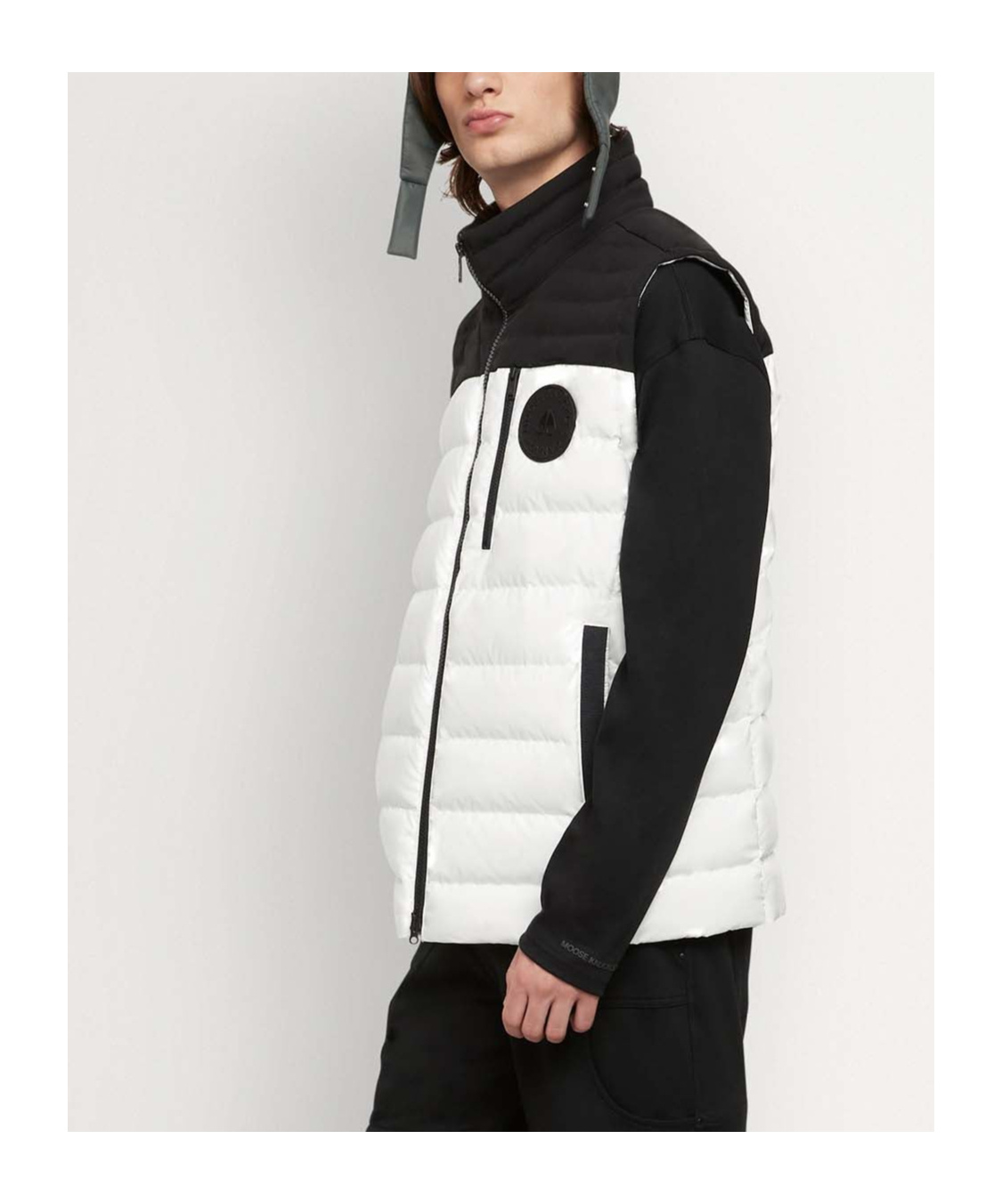 Moose Knuckles Down Vest With Standing Neck In White