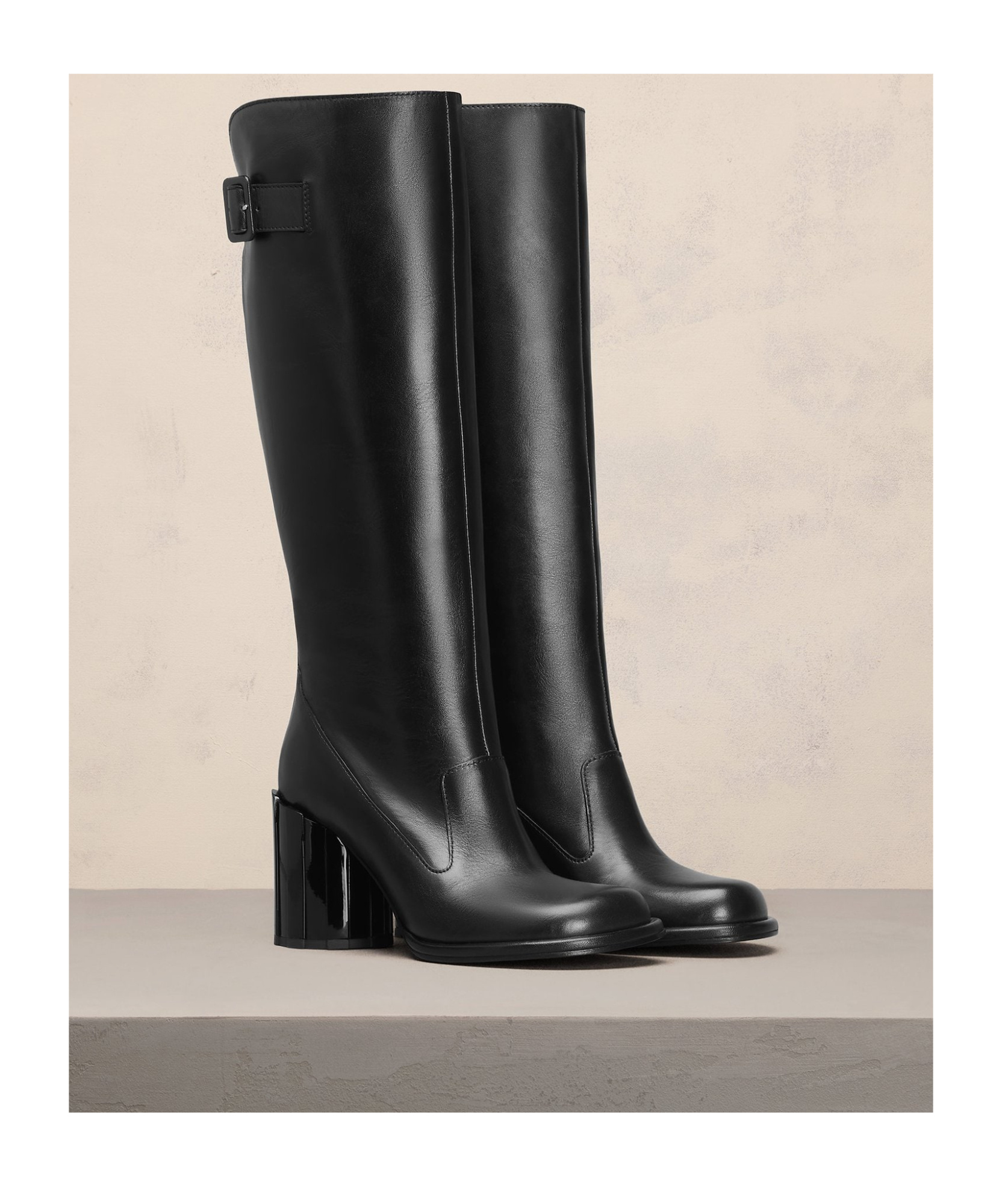 Ami Alexandre Mattiussi Clasp Decorative Boots In Black