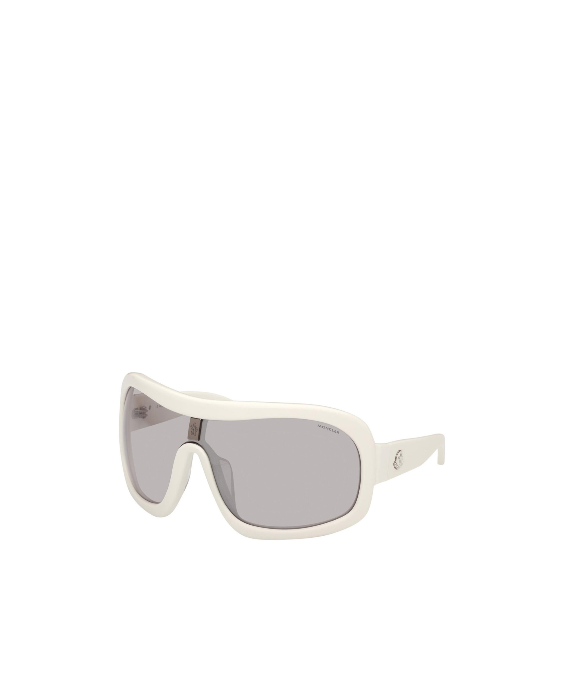 Moncler Franconia Shield-frame Sunglasses In Nude