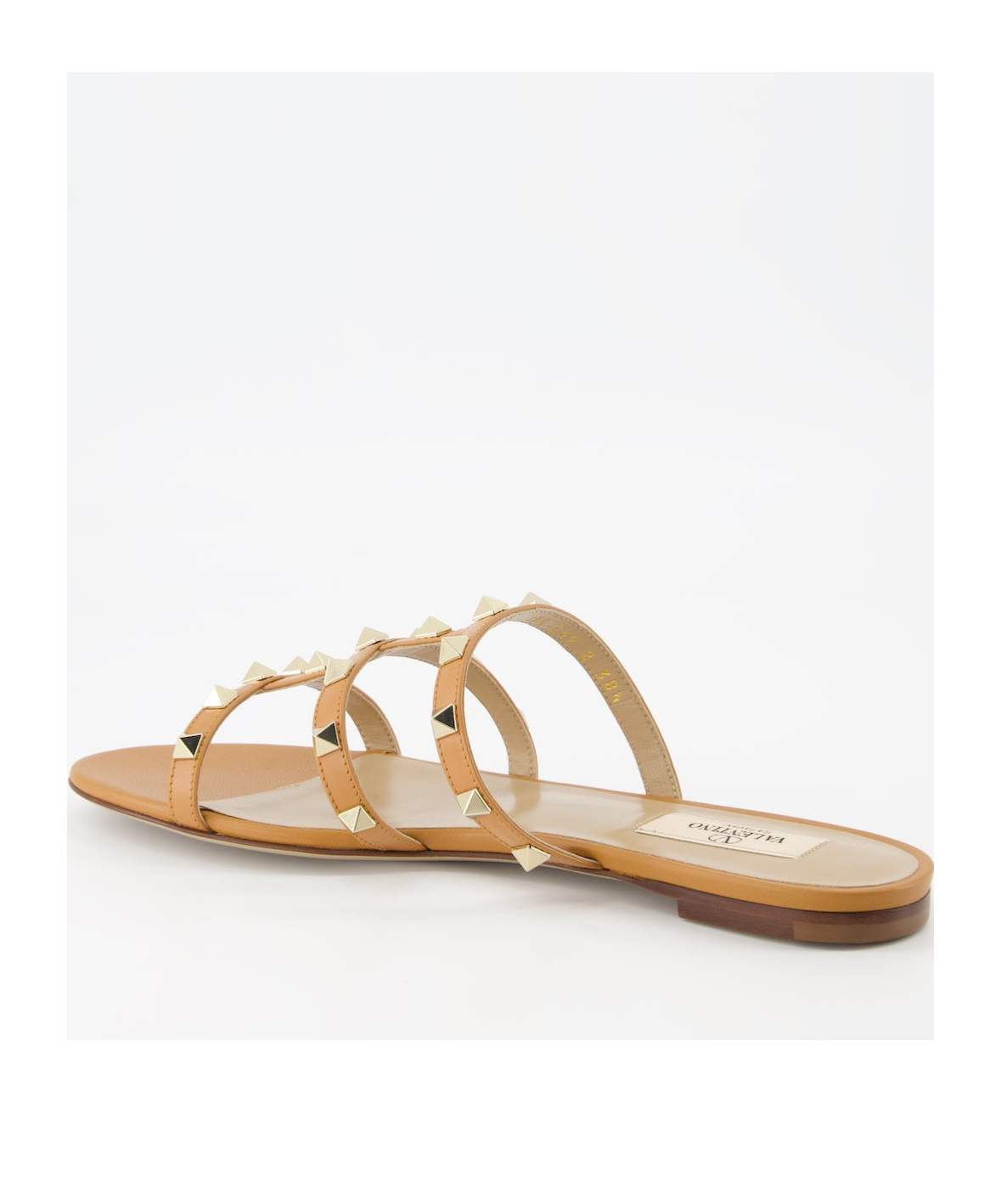 Valentino Garavani Women Rockstud Leather Flat Sandals In Nude