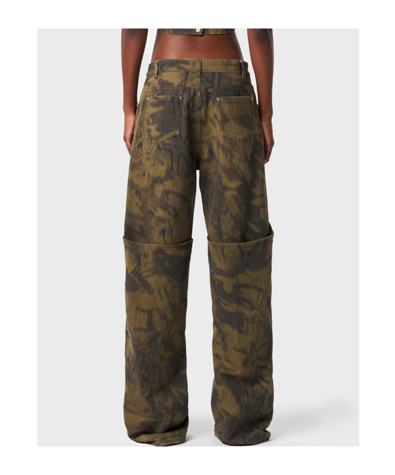 Blumarine Low-rise Boyfriend Jeans In Green