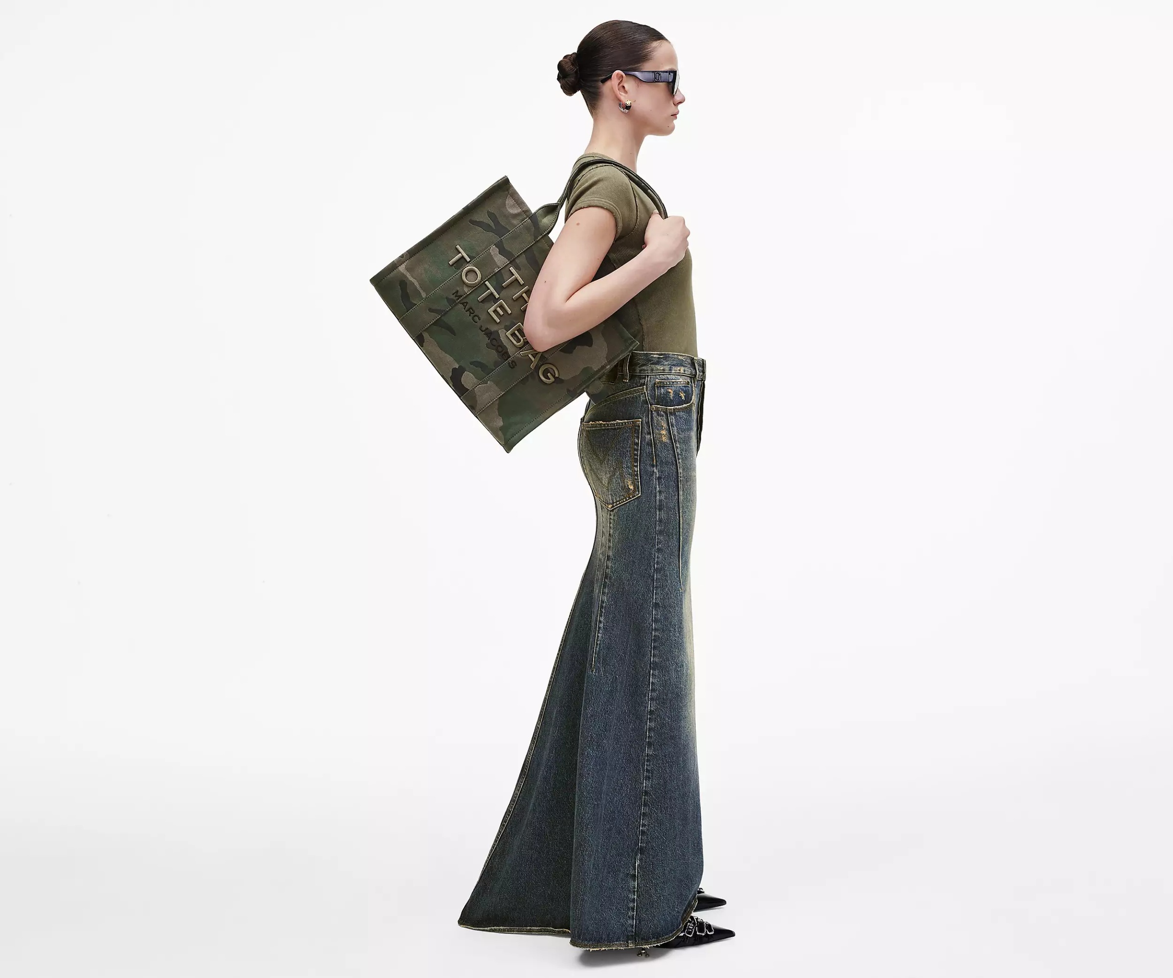 Marc Jacobs Camouflage Jacquard Medium Tote With Versatile Carrying Options In Black