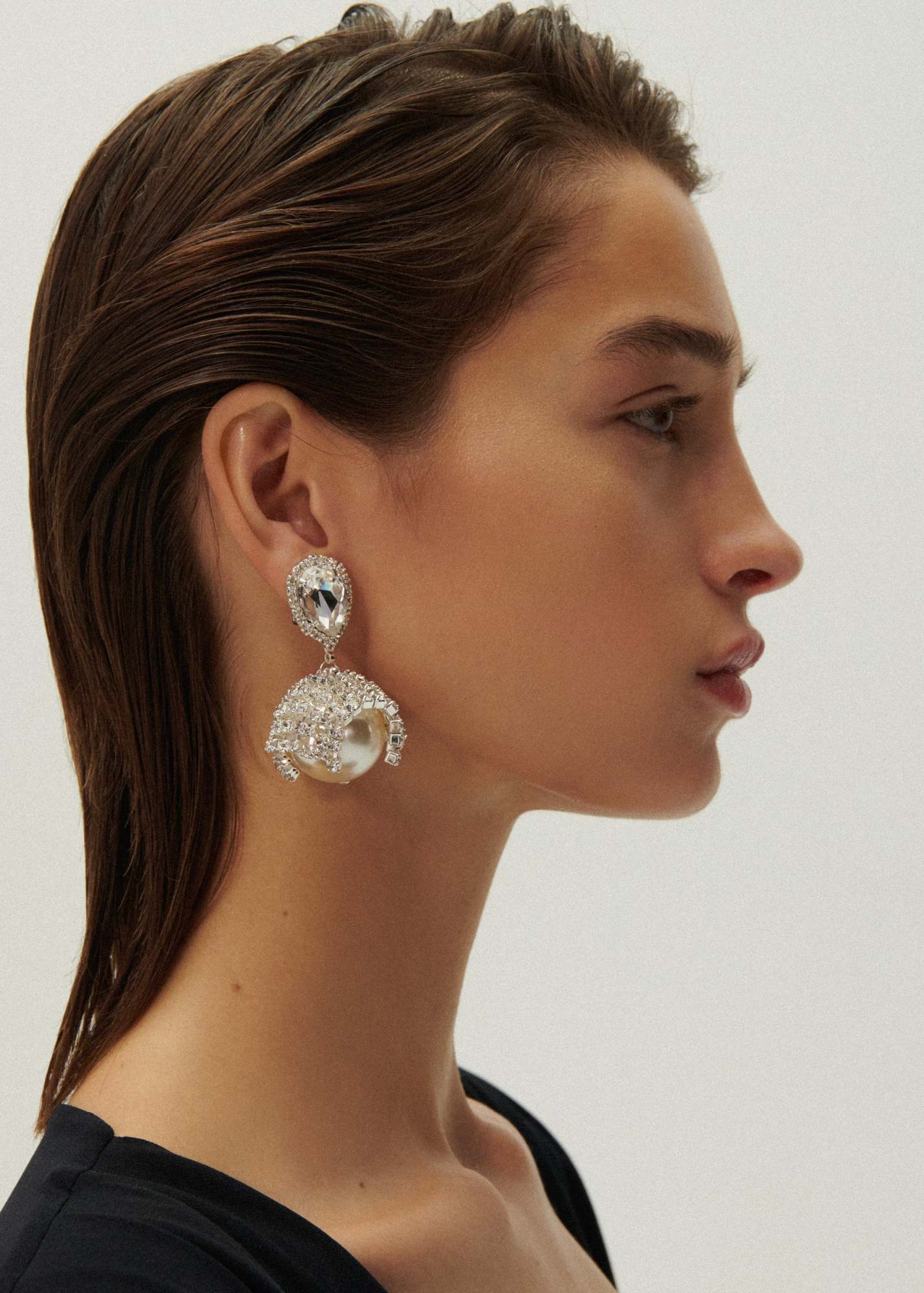 Magda Butrym Crystal Mesh Pearl Earrings In White
