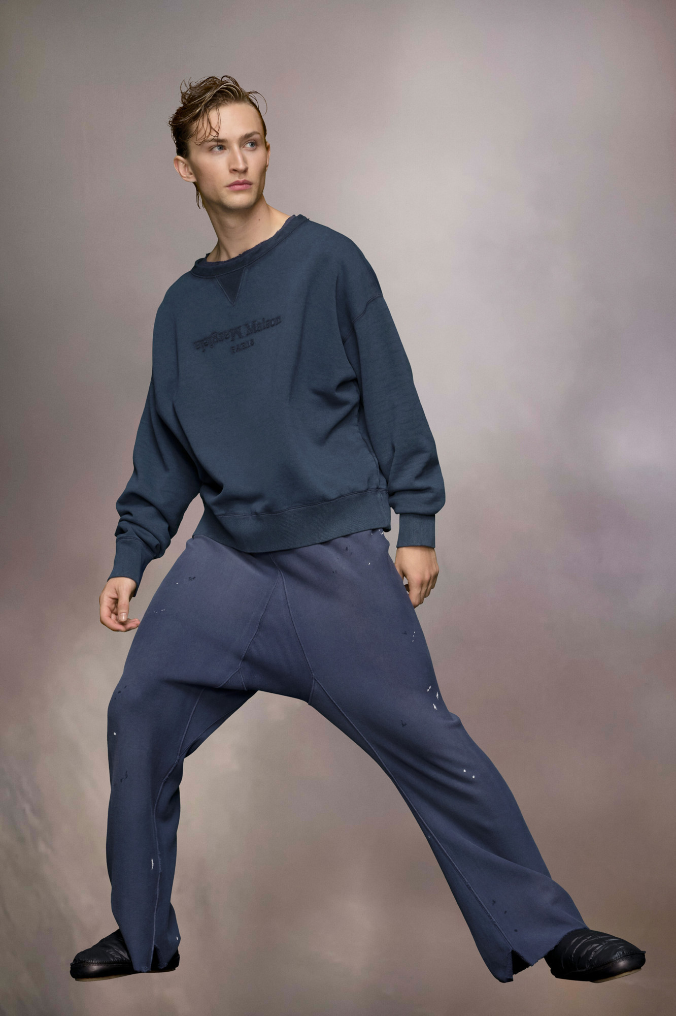 MAISON MARGIELA MAISON MARGIELA REVERSE LOGO SWEATSHIRT