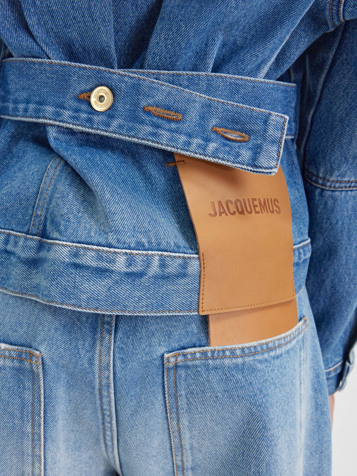 Jacquemus Long-sleeved Denim Jacket In Blue