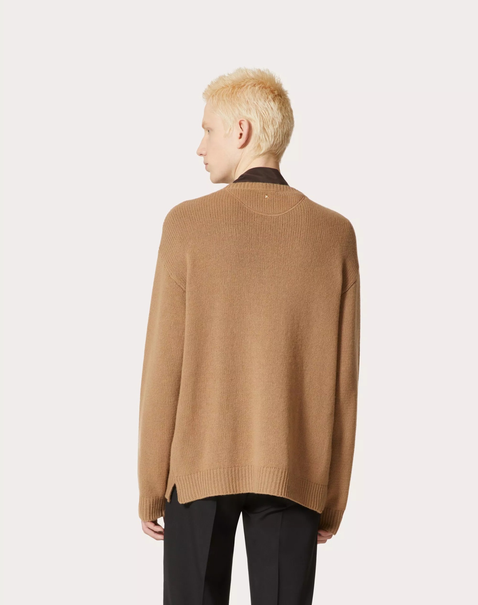Valentino Cashmere Crewneck Jumper With Stud In Brown