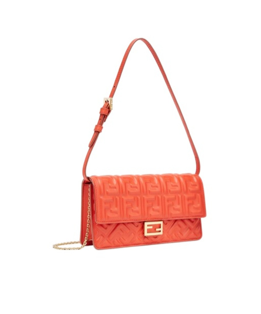 Fendi Baguette Chain Shoulder Bag In Red