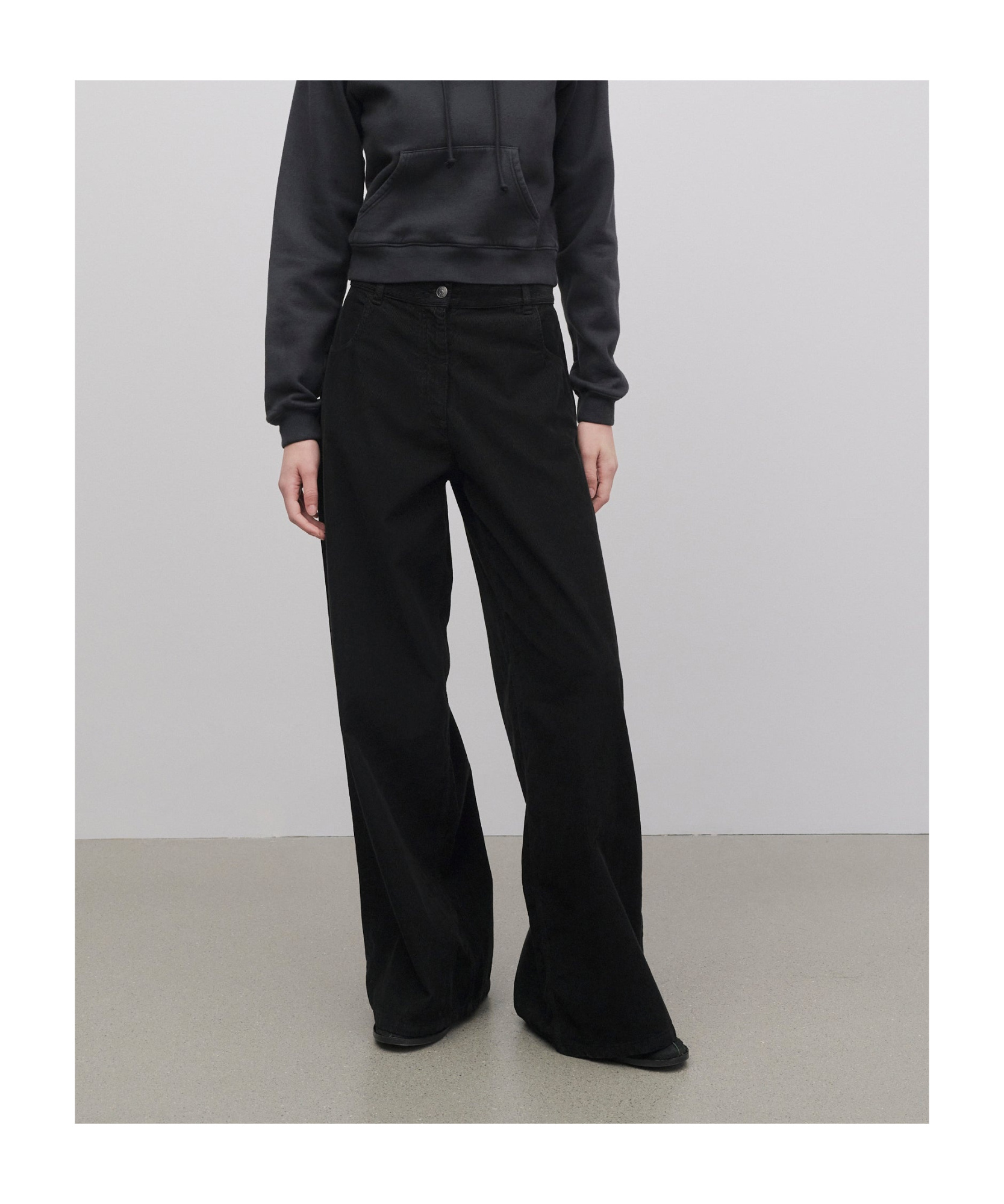 The Row Chan Wide-leg Trousers In Black