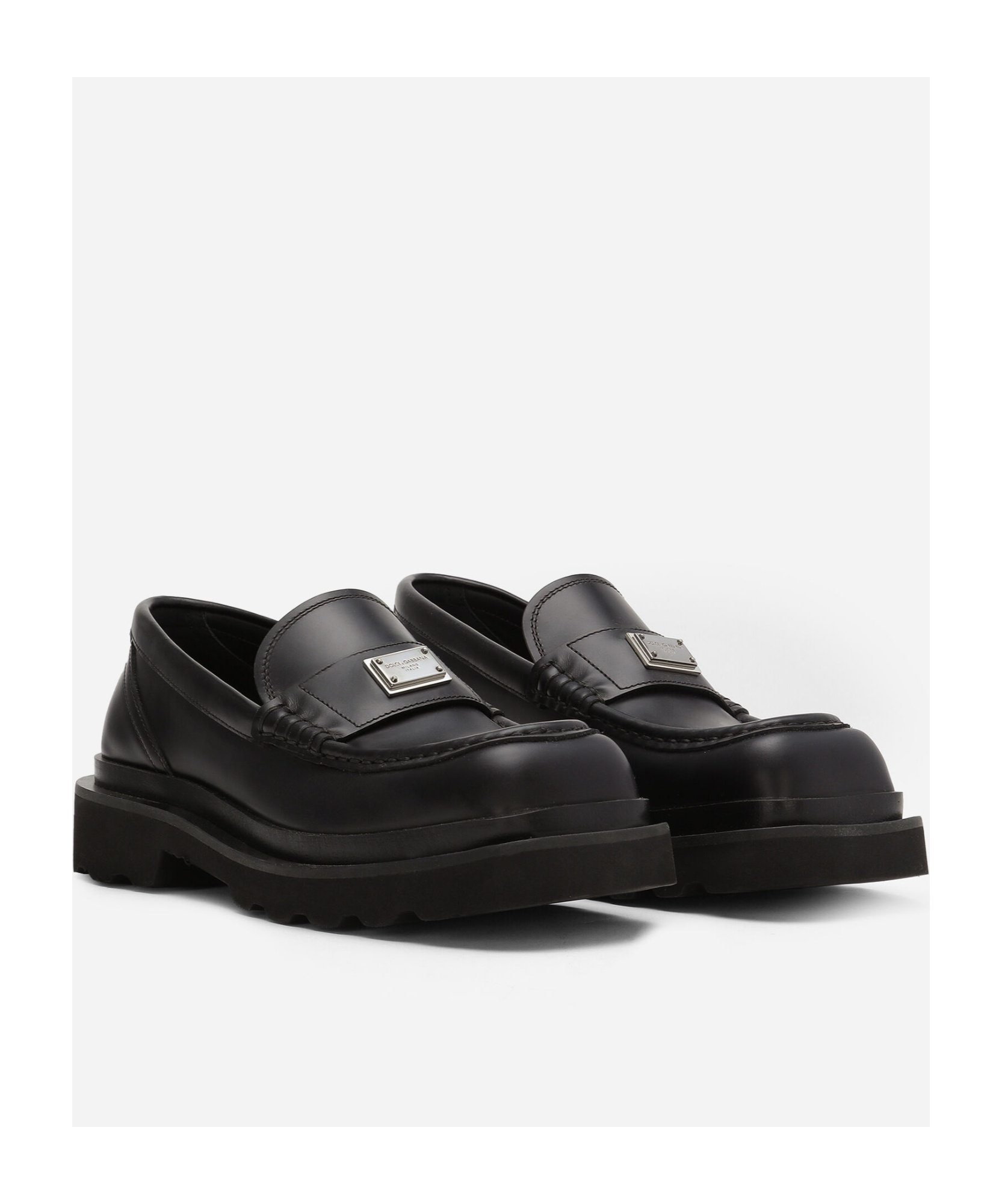 Dolce & Gabbana Black Logo-plaque Leather Loafers. In Black