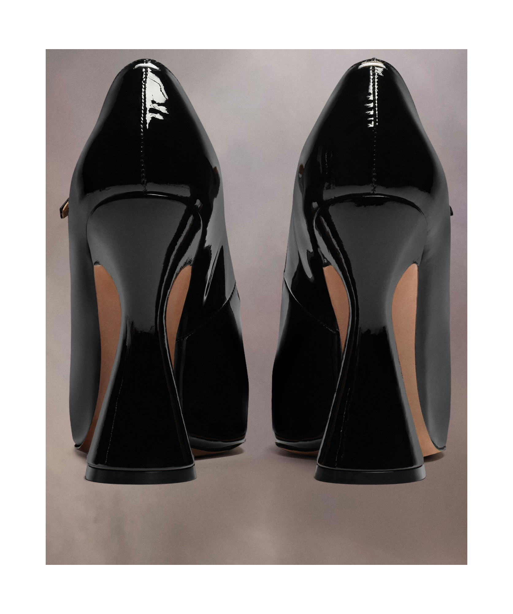 Maison Margiela 150 Mary-jane Platform Pumps In Patent Leather In Black