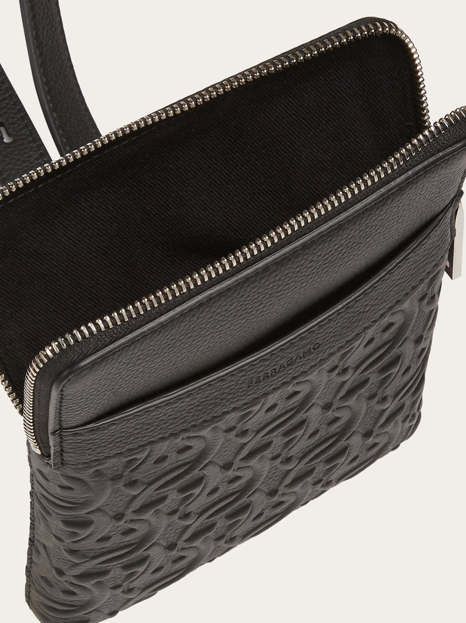 Ferragamo Gancini Zipper Shoulder Bag In Black